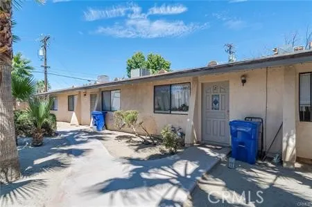 15860 Kasota Road, Apple Valley, California 92307