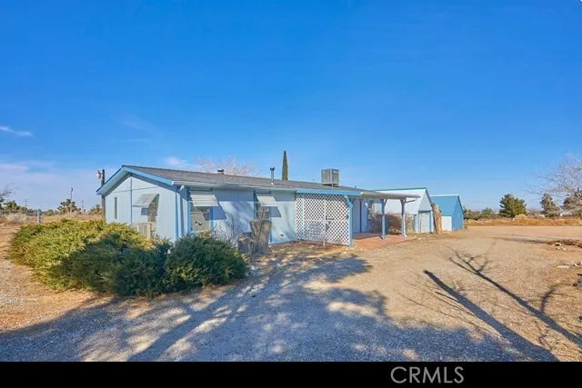 6612 Bartlett Dr, Phelan, California 91702