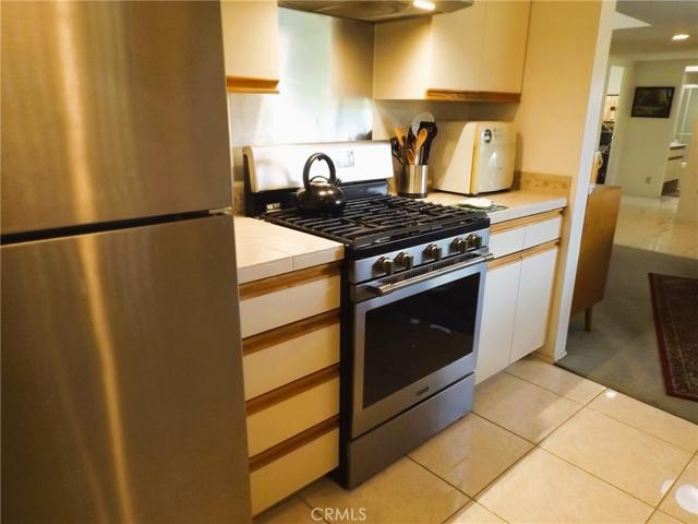 2110 E Palm Canyon Drive Unit F, Palm Springs, California 92264