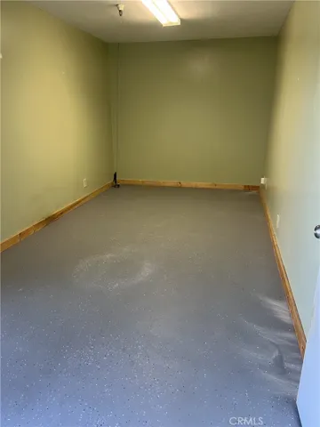 1116 office facing Hwy 1