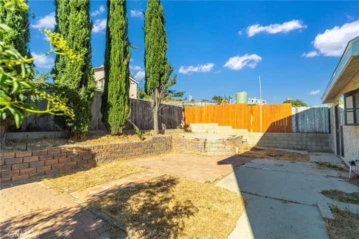 42558 Ranch Club Road, Lake Hughes, California 93532