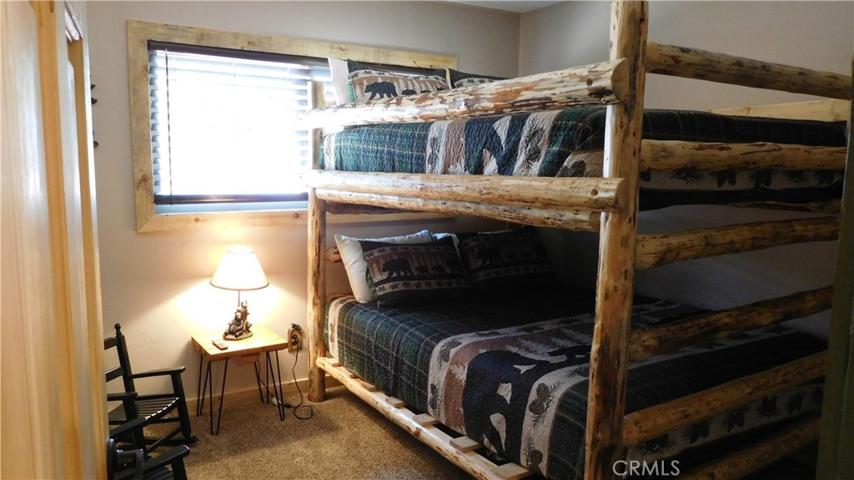 1112 Sugarloaf Boulevard, Big Bear, California 92314