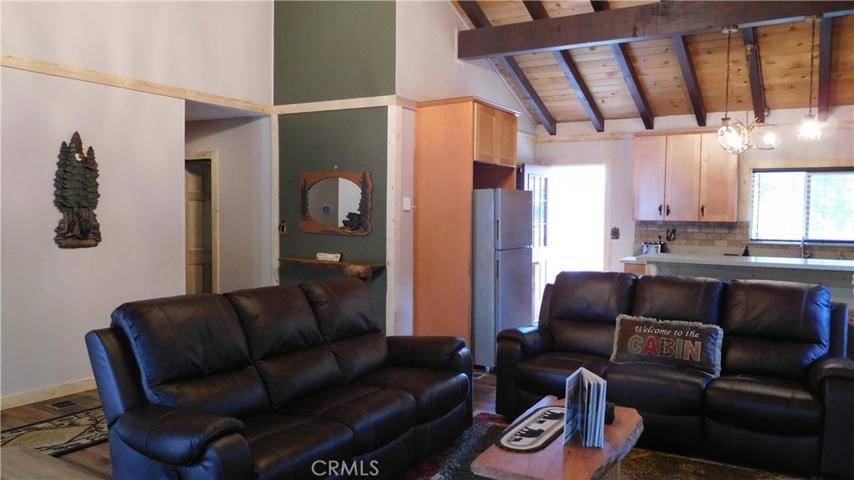1112 Sugarloaf Boulevard, Big Bear, California 92314