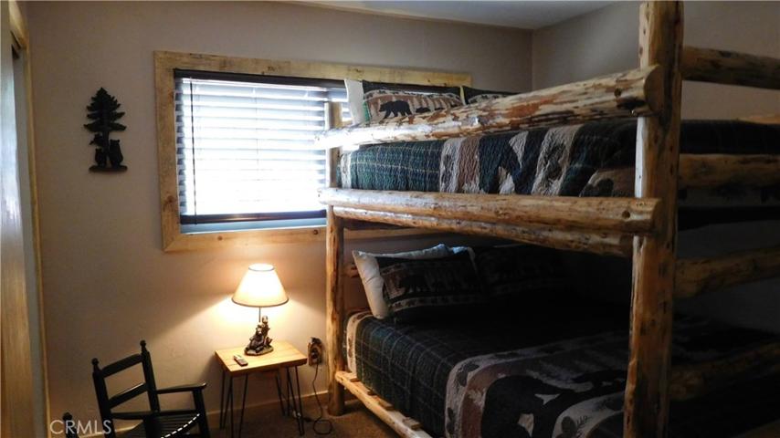 1112 Sugarloaf Boulevard, Big Bear, California 92314