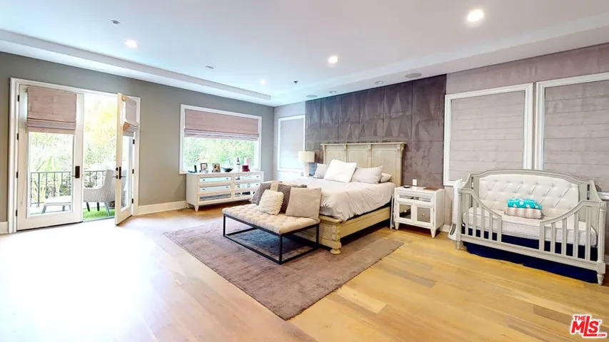 3860 Winford Drive, Tarzana, California 91356
