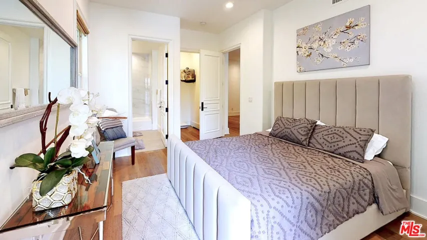 3860 Winford Drive, Tarzana, California 91356