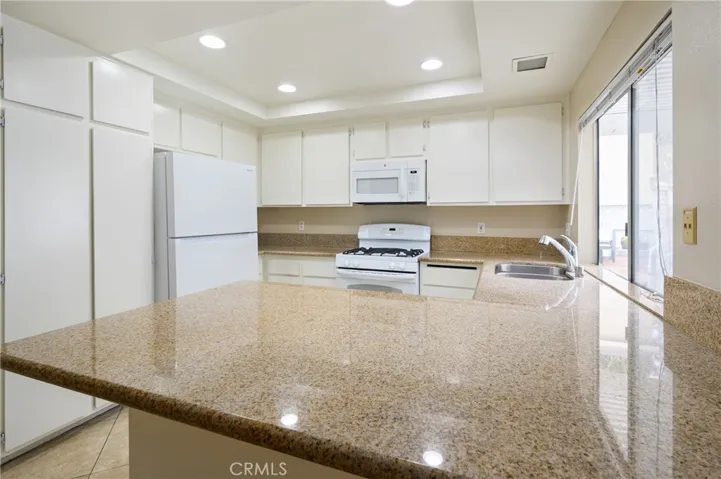 25 Sweet Rain, Irvine, California 92614