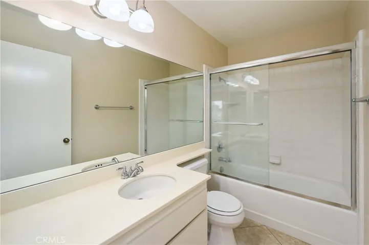 25 Sweet Rain, Irvine, California 92614
