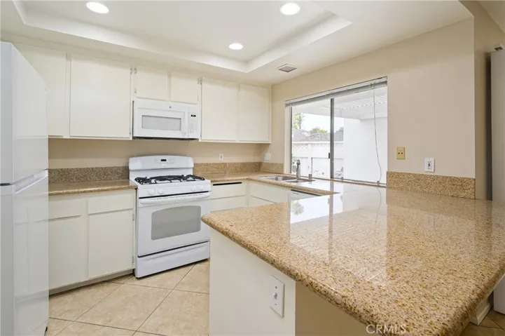 25 Sweet Rain, Irvine, California 92614