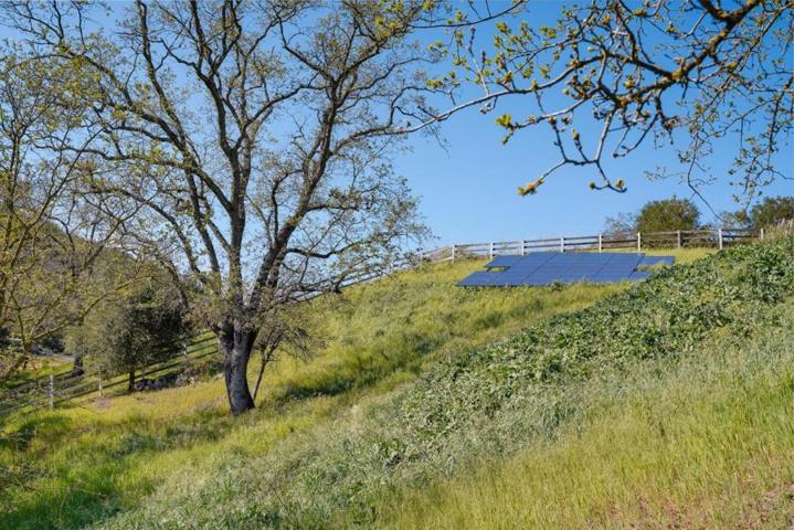 22200 Mount Eden Road, Saratoga, California 95070