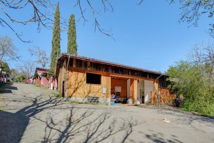 22200 Mount Eden Road, Saratoga, California 95070