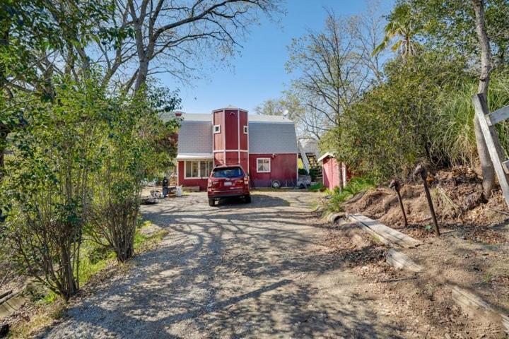22200 Mount Eden Road, Saratoga, California 95070
