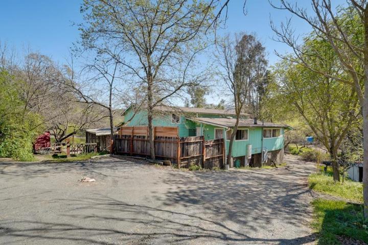 22200 Mount Eden Road, Saratoga, California 95070