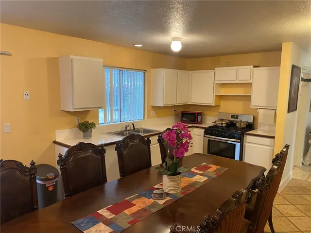 4836 Katrina Place, Palmdale, California 93552