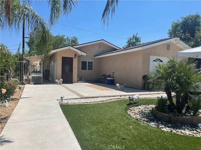 1061 Tepee Lane, Perris, California 92570