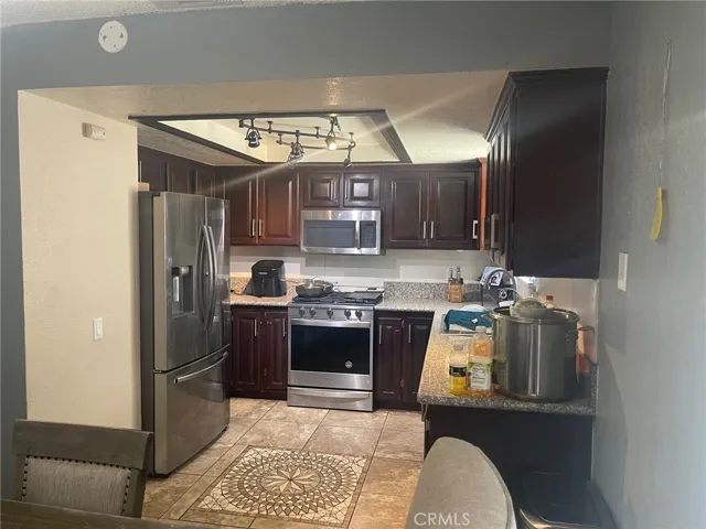 1061 Tepee Lane, Perris, California 92570