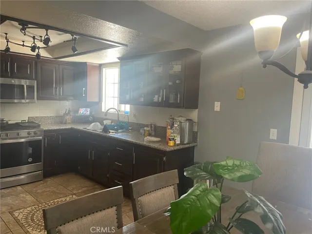 1061 Tepee Lane, Perris, California 92570
