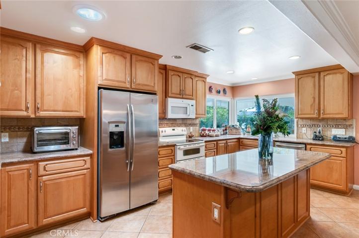 1912 Pembroke Court, Claremont, California 91711