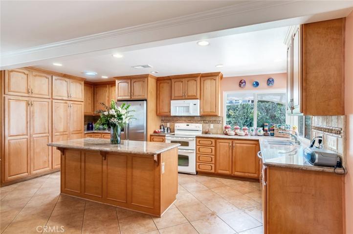 1912 Pembroke Court, Claremont, California 91711