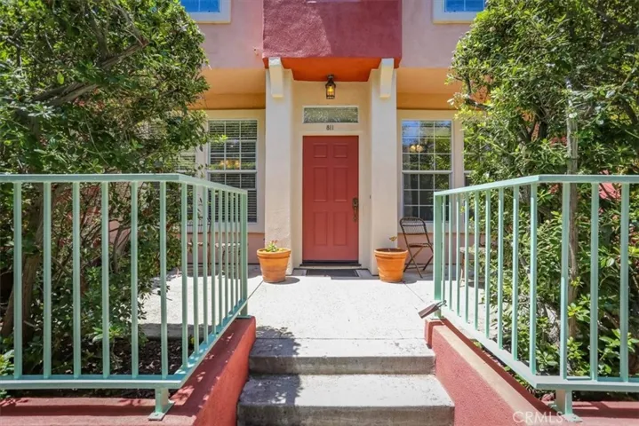 811 Lawrence Drive, San Luis Obispo, California 93401