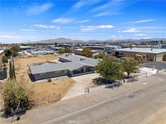 1518 Anacapa Road, Victorville, California 92392