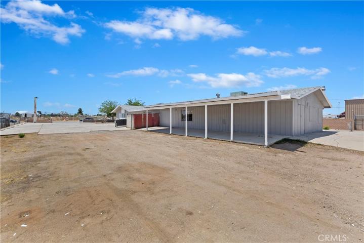 1518 Anacapa Road, Victorville, California 92392