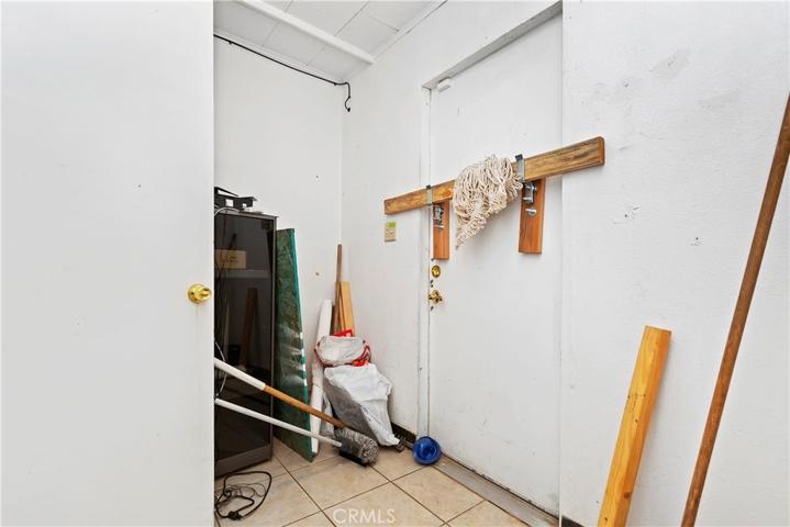 1518 Anacapa Road, Victorville, California 92392