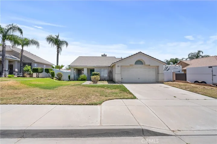 29365 Gold Buckle Road, Highland, California 92346