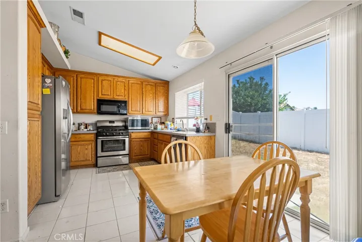 29365 Gold Buckle Road, Highland, California 92346