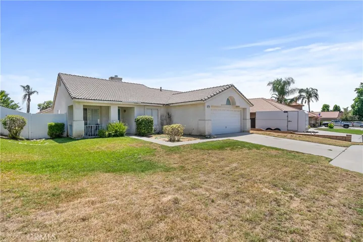 29365 Gold Buckle Road, Highland, California 92346
