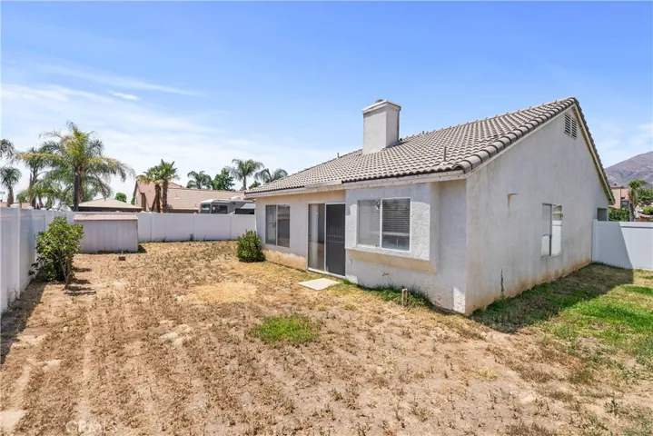 29365 Gold Buckle Road, Highland, California 92346