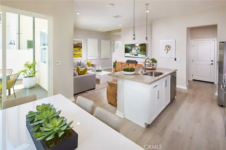 Images and V-tours are of model homes for illustrative purposes only, not actual home listed. Home listed is under construction.