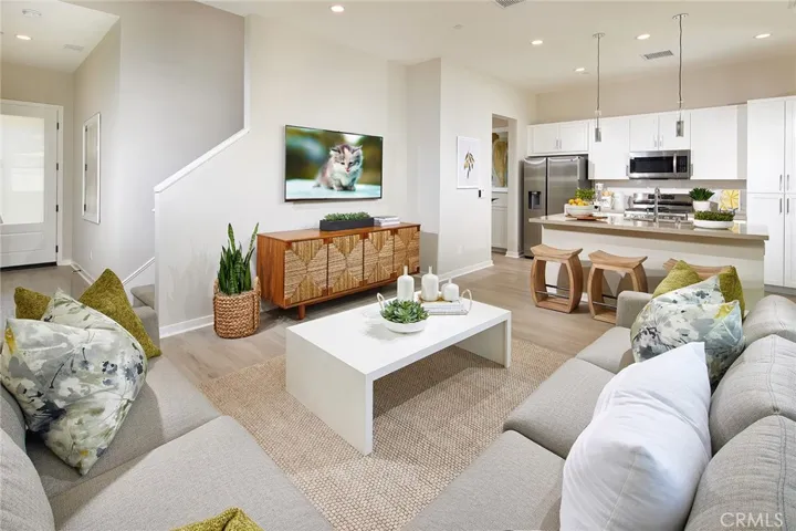 Images and V-tours are of model homes for illustrative purposes only, not actual home listed. Home listed is under construction.