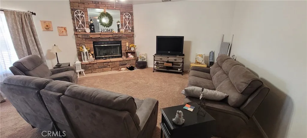 16771 Crockett Avenue, Hesperia, California 92345