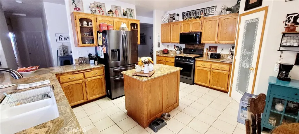 16771 Crockett Avenue, Hesperia, California 92345