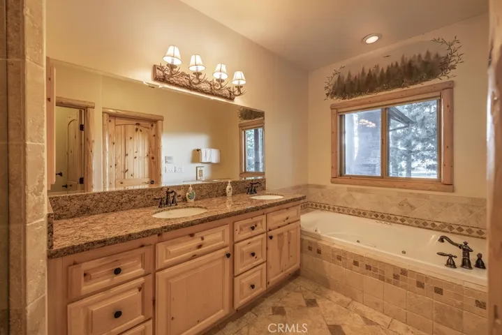 203 Alp Court, Big Bear, California 92315