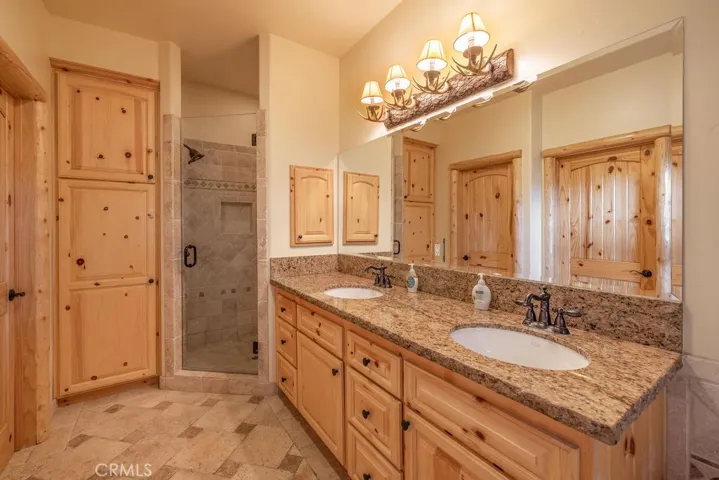 203 Alp Court, Big Bear, California 92315