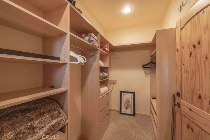 203 Alp Court, Big Bear, California 92315
