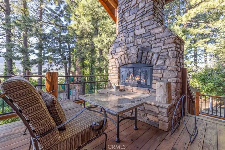 203 Alp Court, Big Bear, California 92315