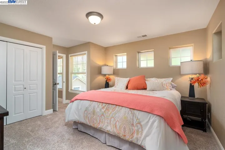 20111 Ridgecrest Way, Groveland, California 95321