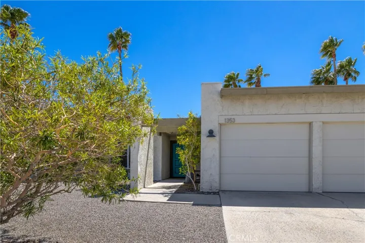 1353 E Del Mar Way, Palm Springs, California 92262