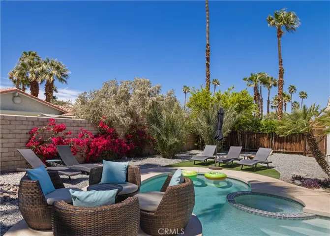 1353 E Del Mar Way, Palm Springs, California 92262