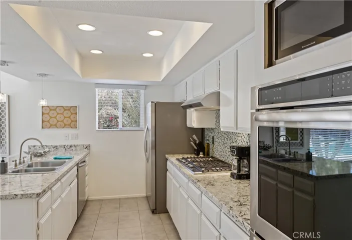 1353 E Del Mar Way, Palm Springs, California 92262
