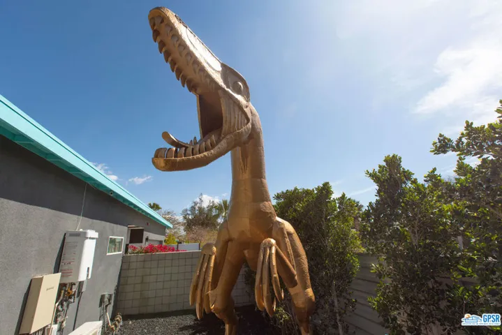 Dinosaur Sculpture