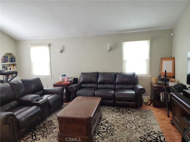 1427 W 66th Street, Los Angeles, California 90047