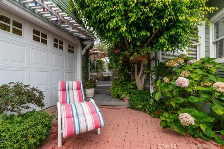 536 Seaview Street, Laguna Beach, California 92651