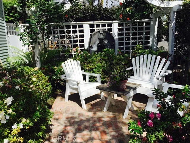 536 Seaview Street, Laguna Beach, California 92651