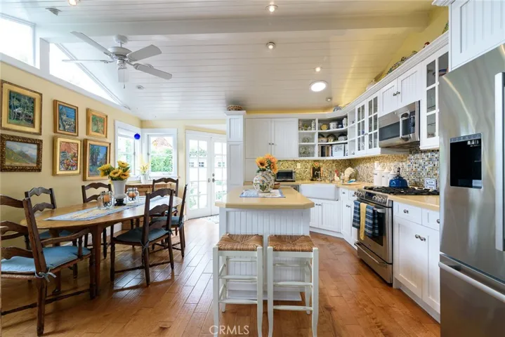 536 Seaview Street, Laguna Beach, California 92651