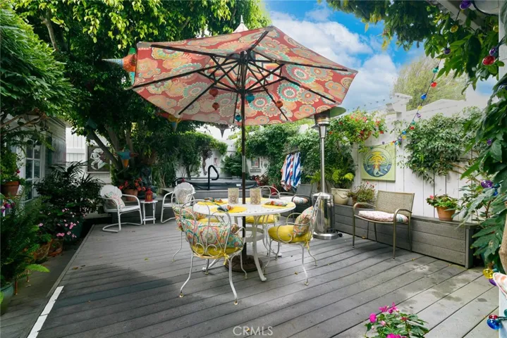 536 Seaview Street, Laguna Beach, California 92651