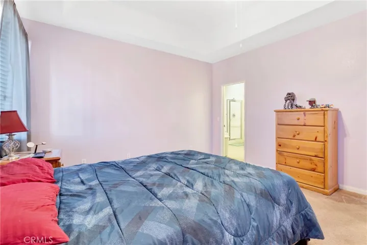 16063 Oak Court, Victorville, California 92395